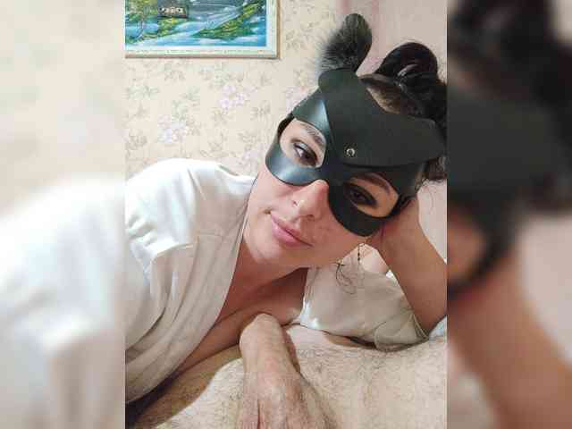 BlackPanther1 bongacams live cam model
