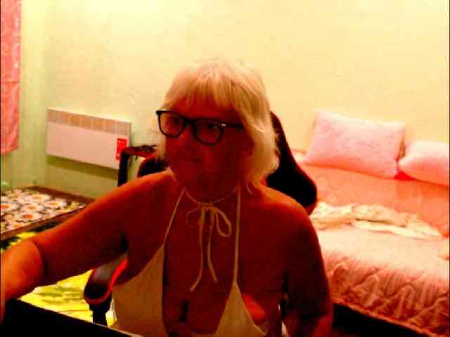 Natalia7634 bongacams live cam model