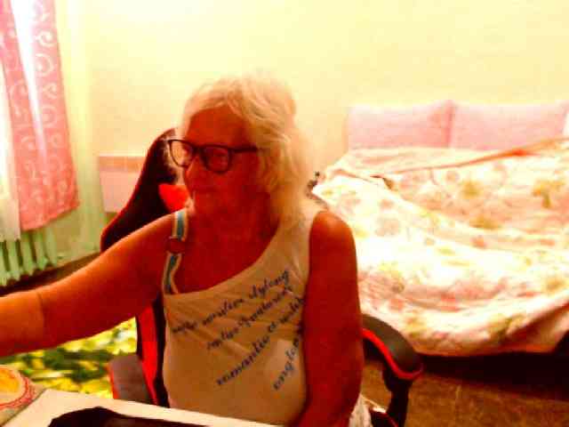 Natalia7634 bongacams live cam model