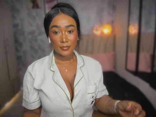 alessia20 bongacams live cam model