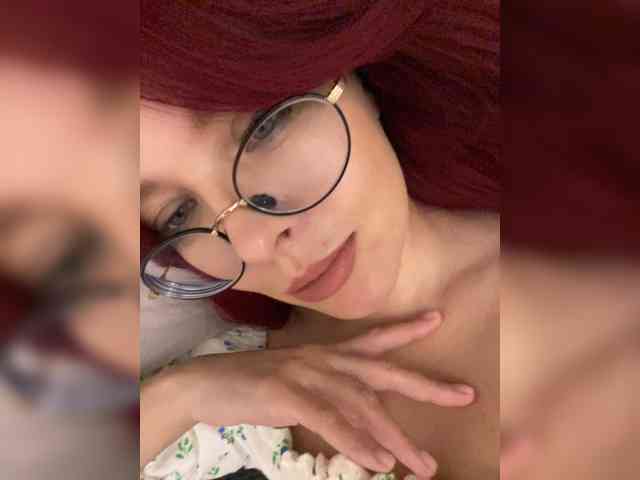 lova-mars bongacams live cam model