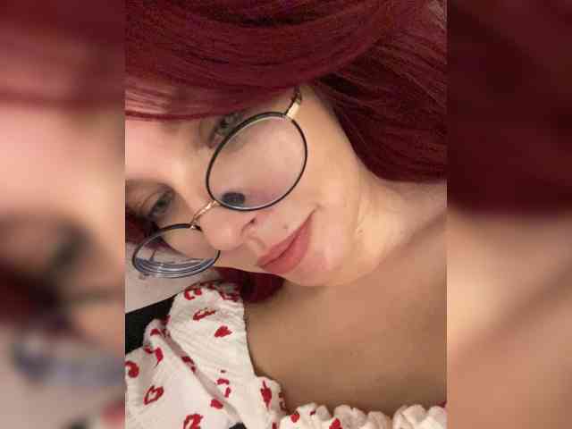 lova-mars bongacams live cam model