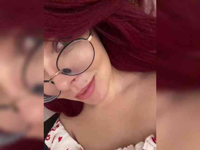 lova-mars bongacams live cam model