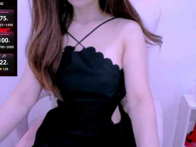 Cheriana bongacams live cam model