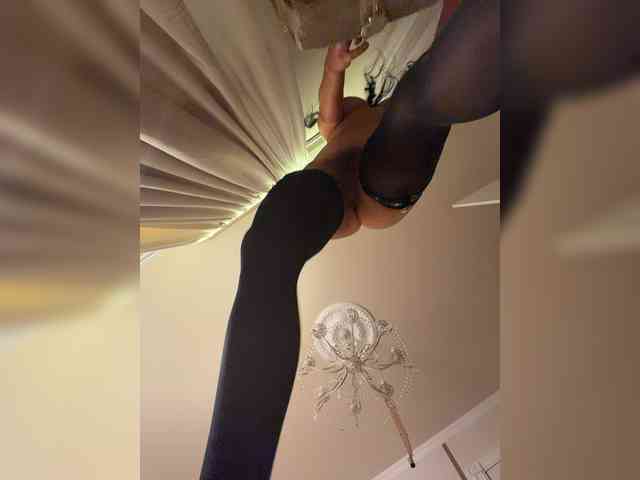 aniram2221 bongacams live cam model