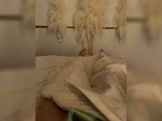 aniram2221 bongacams live cam model