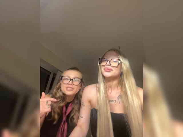 lustful-angels bongacams live cam model