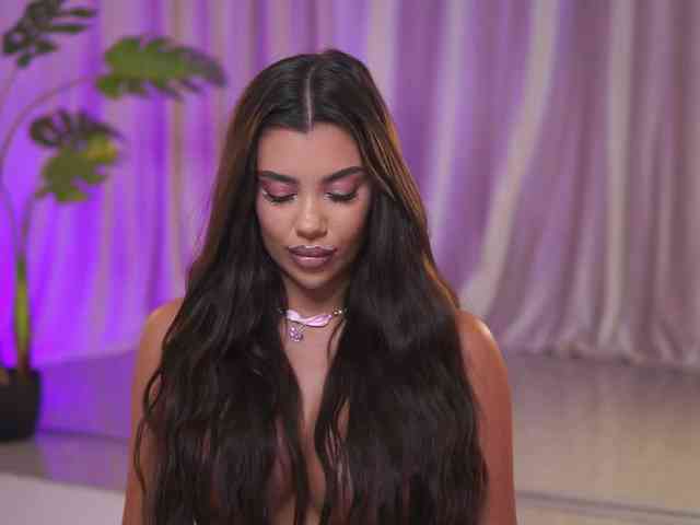 NatyDesiree bongacams live cam model