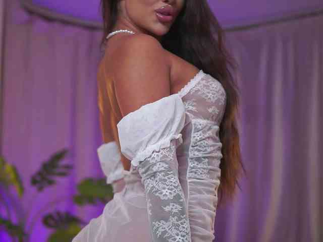 NatyDesiree bongacams live cam model