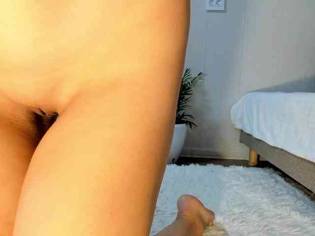 Kiza9 bongacams live cam model
