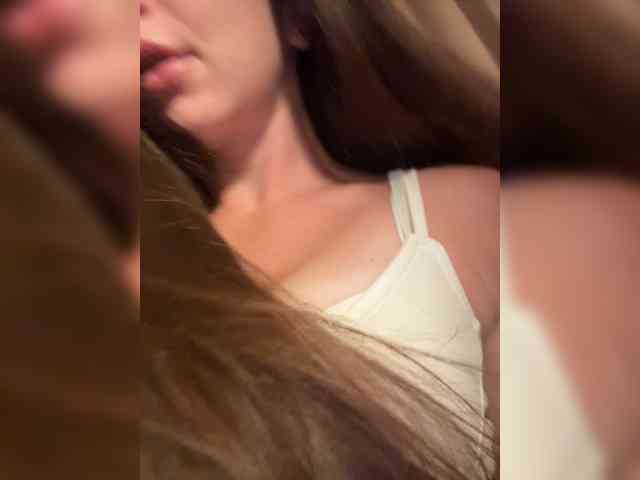 -Saharochek- bongacams live cam model