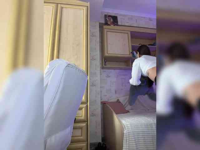 -Saharochek- bongacams live cam model
