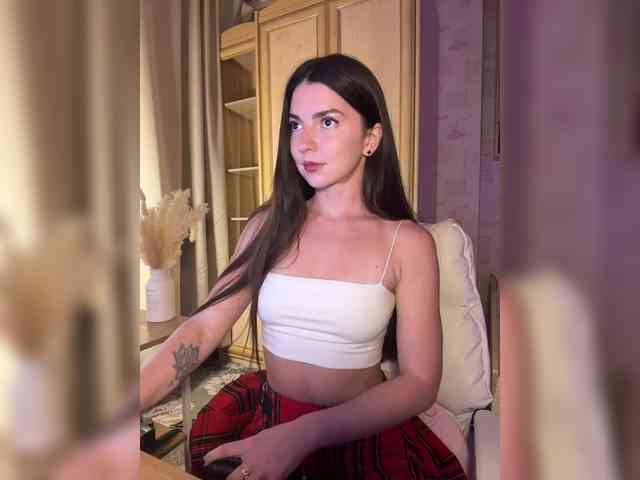 -Saharochek- bongacams live cam model