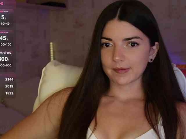 -Saharochek- bongacams live cam model