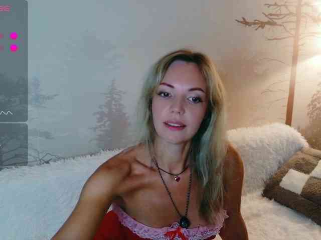 Kissz bongacams live cam model