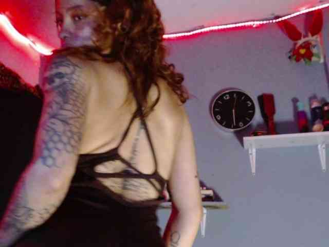 KarlaAmber bongacams live cam model