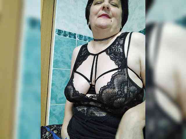 IsXLoves bongacams live cam model