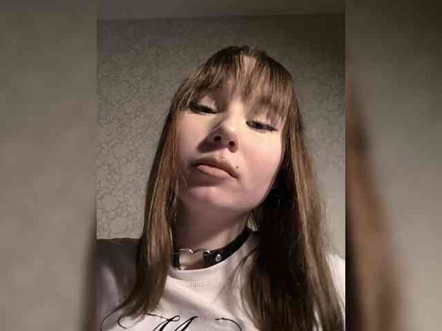 Svetik-Vetik bongacams live cam model