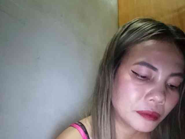 Pempemliciouss bongacams live cam model