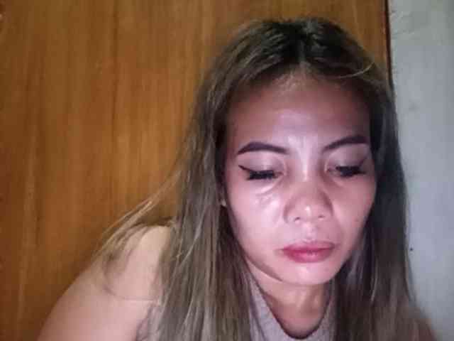 Pempemliciouss bongacams live cam model