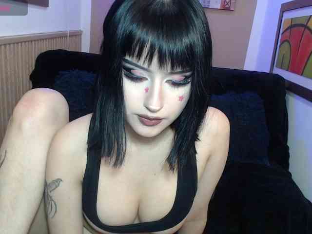 soffiaha-lor bongacams live cam model