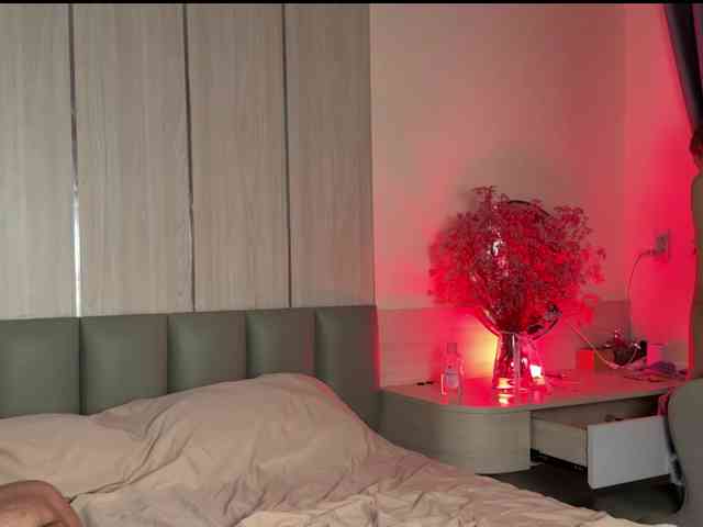 FlyingDutchmana bongacams live cam model