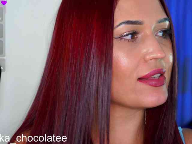 Adel-chocolatee bongacams live cam model