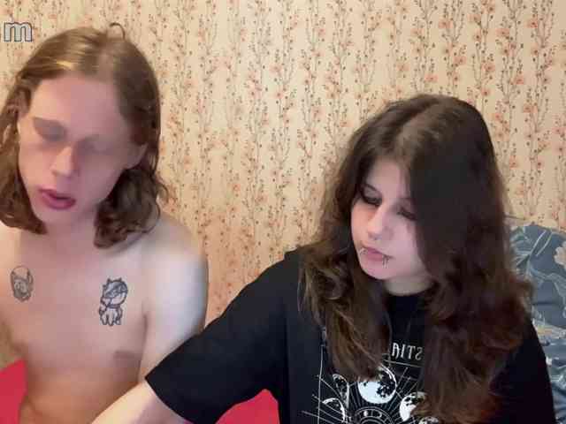 Crystal-Porn-Love bongacams live cam model