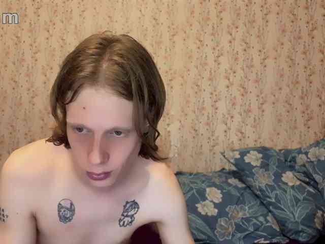 Crystal-Porn-Love bongacams live cam model