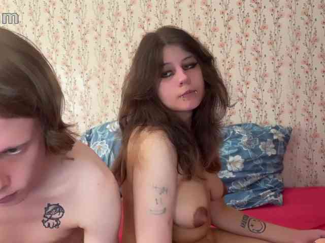 Crystal-Porn-Love bongacams live cam model