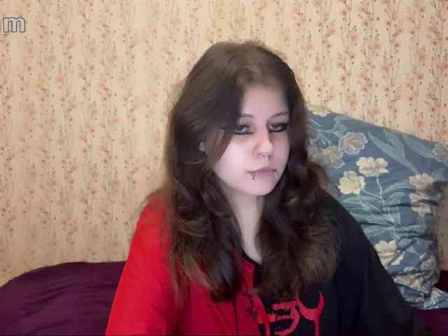 Crystal-Porn-Love bongacams live cam model