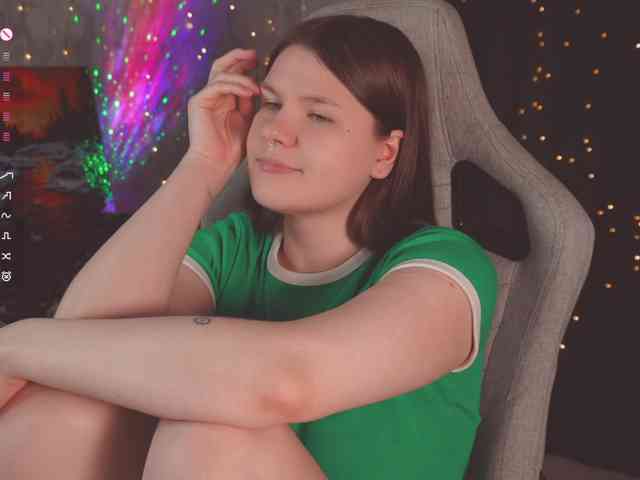cutesoneckaaa bongacams live cam model
