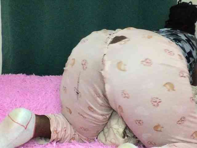 Sexxywetpussy bongacams live cam model