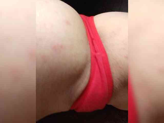 Your-Peachy-Dream bongacams live cam model