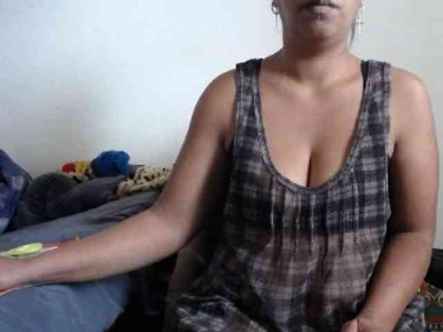 tetedange bongacams live cam model