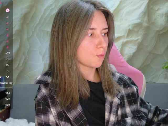 Alisa21-1 bongacams live cam model