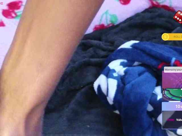 Mocha17 bongacams live cam model