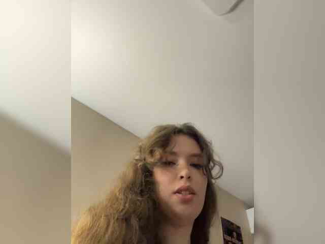 LadyEmily bongacams live cam model