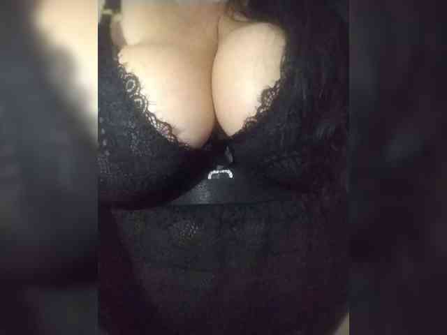 Xo4y2sexa bongacams live cam model