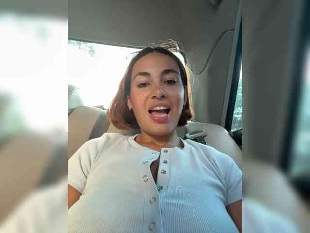 Talilia bongacams live cam model