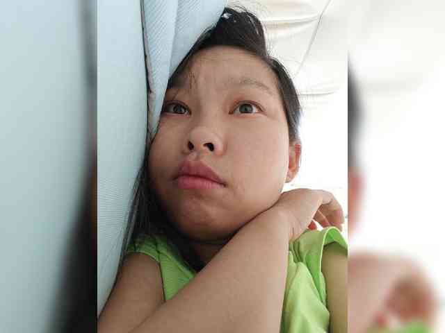 Selinababy99 bongacams live cam model
