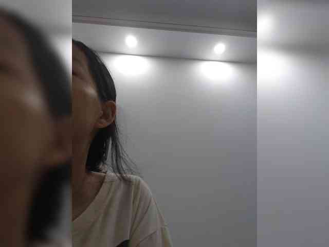 Selinababy99 bongacams live cam model