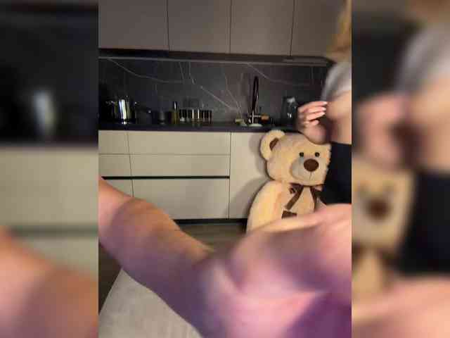 XKery bongacams live cam model