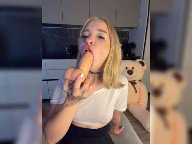 XKery bongacams live cam model