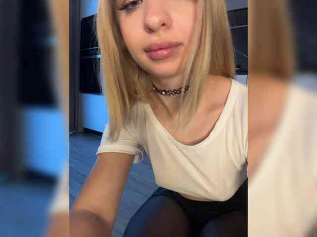XKery bongacams live cam model