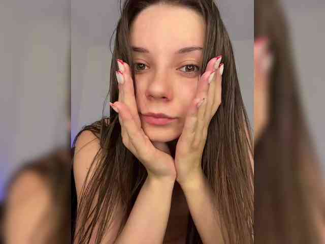 BABYam bongacams live cam model