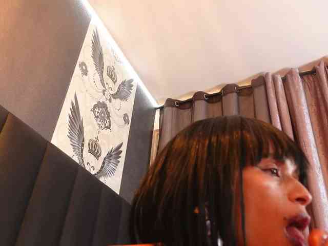 Alexa-Duque bongacams live cam model