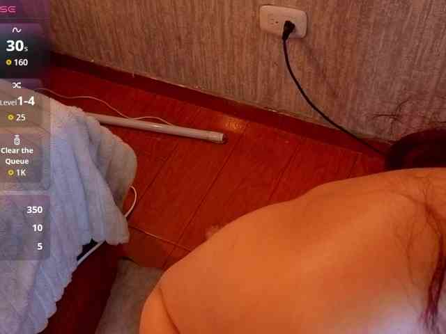 charlotte-69 bongacams live cam model