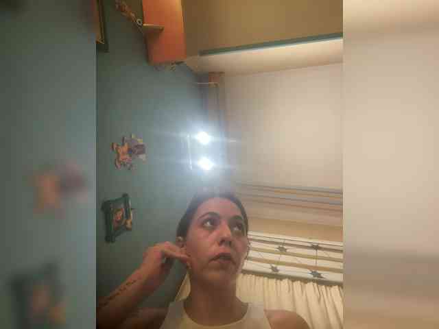 Kattleya140807 bongacams live cam model
