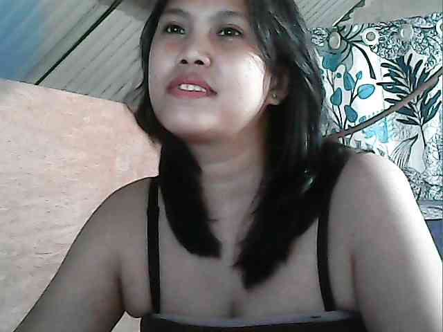 Aliceyu bongacams live cam model